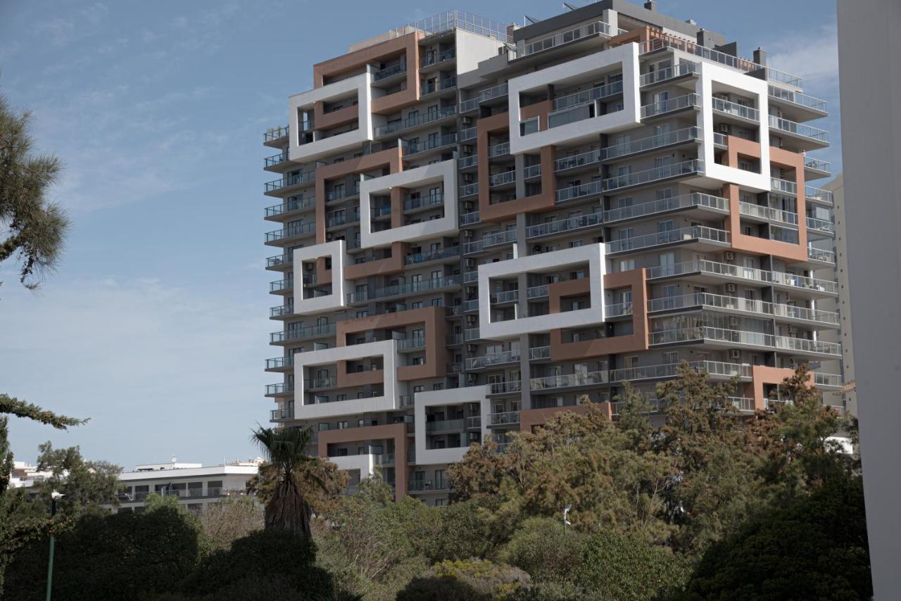 Apartamento Elegante Com Garagem E Piscina Na Praia Da Rocha Portimão Exteriör bild