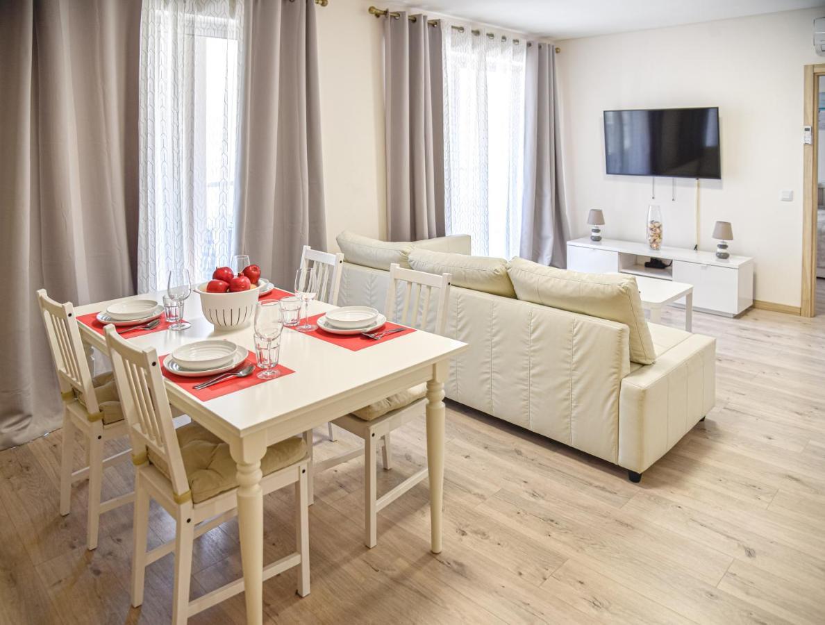 Apartamento Elegante Com Garagem E Piscina Na Praia Da Rocha Portimão Exteriör bild