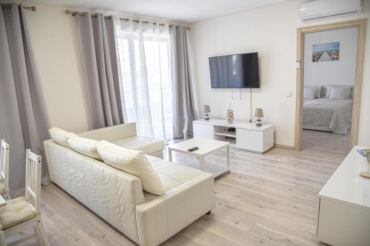 Apartamento Elegante Com Garagem E Piscina Na Praia Da Rocha Portimão Exteriör bild