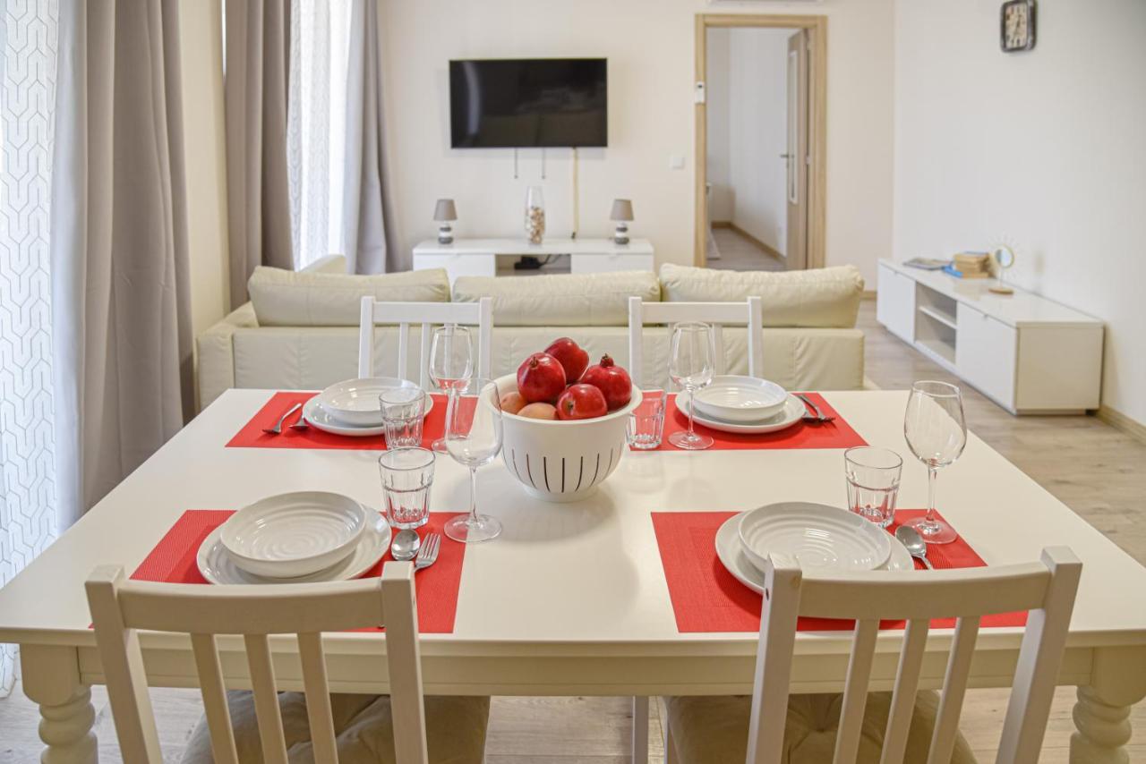 Apartamento Elegante Com Garagem E Piscina Na Praia Da Rocha Portimão Exteriör bild